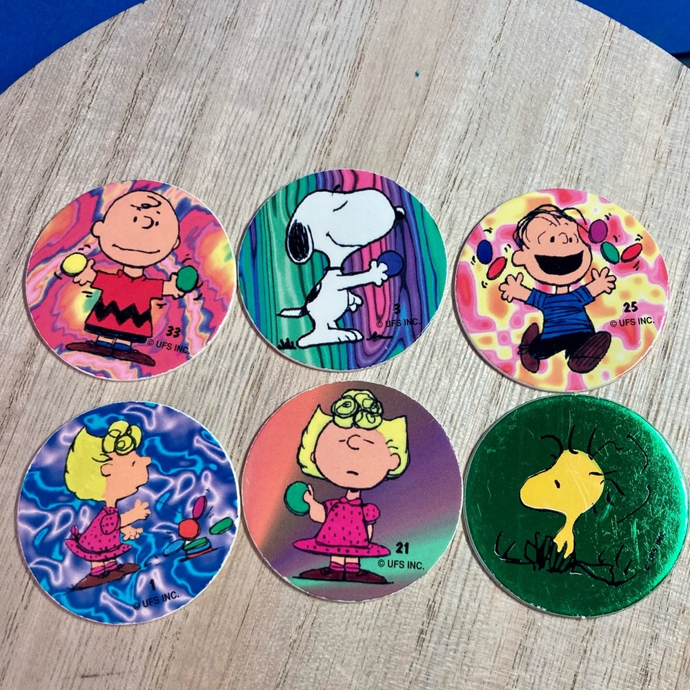Vintage 90s Pogs Collection | Peanuts | Charlie Brown - Picture 6 of 8